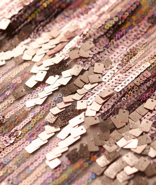 A-Linien-Mini-Kleid mit Pailletten A-Linien-Mini-Kleid mit Pailletten