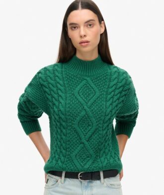 Aran-Pullover mit Zopfmuster Aran-Pullover mit Zopfmuster