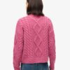 Aran-Pullover mit Zopfmuster Aran-Pullover mit Zopfmuster