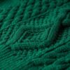 Aran-Pullover mit Zopfmuster Aran-Pullover mit Zopfmuster