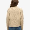 Aran-Pullover mit Zopfmuster