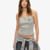 Athletic Essentials Cami-Oberteil mit bestickten Knöpfen Athletic Essentials Cami-Oberteil mit bestickten Knöpfen