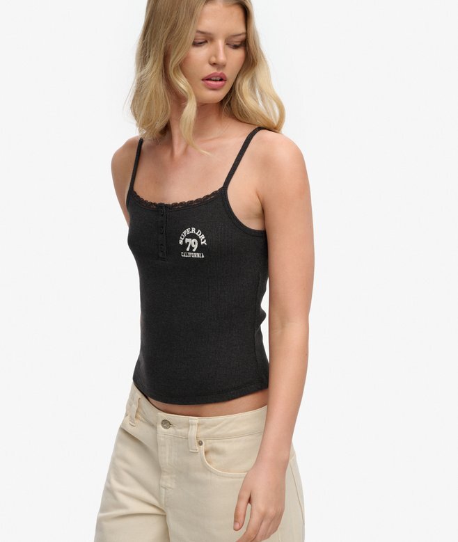 Athletic Essentials Cami-Oberteil mit bestickten Knöpfen Athletic Essentials Cami-Oberteil mit bestickten Knöpfen