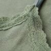 Athletic Essentials Cropped-Top mit Spitzenbesatz