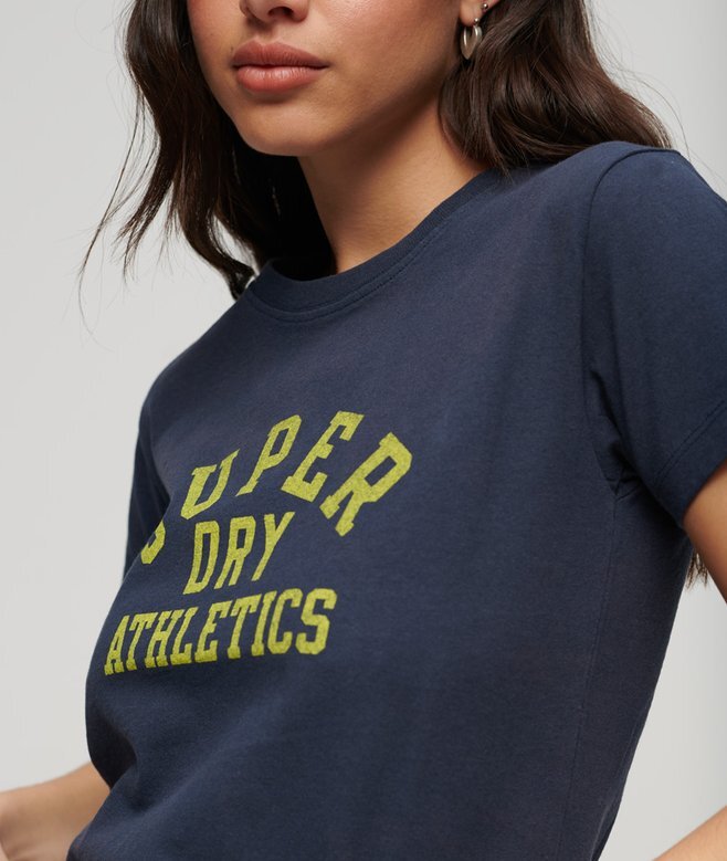 Athletic Essentials Graphic 90S T-Shirt Athletic Essentials Graphic 90S T-Shirt