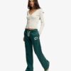 Athletic Essentials Jogginghose mit niedriger Leibhöhe und ausgestelltem Bein Athletic Essentials Jogginghose mit niedriger Leibhöhe und ausgestelltem Bein