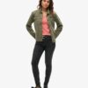 Athletic Essentials Oberteil mit Spitzenbesatz