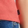 Athletic Essentials Oberteil mit Spitzenbesatz