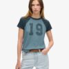 Athletic Essentials Raglan-T-Shirt mit tailliertem Schnitt Athletic Essentials Raglan-T-Shirt mit tailliertem Schnitt
