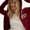 Athletic Essentials Relaxed Crop Zip-Kapuzenpullover Athletic Essentials Relaxed Crop Zip-Kapuzenpullover
