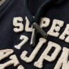Athletic Essentials Relaxed Crop Zip-Kapuzenpullover Athletic Essentials Relaxed Crop Zip-Kapuzenpullover