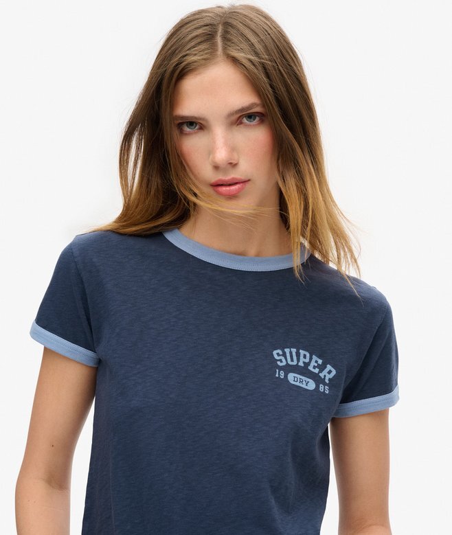 Athletic Essentials Ringer-T-Shirt mit tailliertem Schnitt Athletic Essentials Ringer-T-Shirt mit tailliertem Schnitt