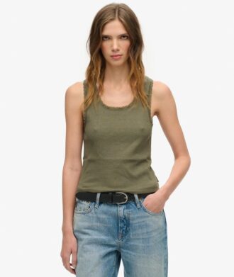 Athletic Essentials Vintage-Oberteil mit Spitzenbesatz