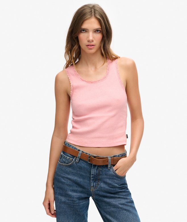 Athletic Essentials Vintage-Oberteil mit Spitzenbesatz Athletic Essentials Vintage-Oberteil mit Spitzenbesatz