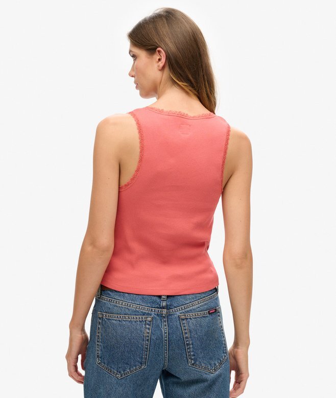 Athletic Essentials Vintage-Oberteil mit Spitzenbesatz Athletic Essentials Vintage-Oberteil mit Spitzenbesatz