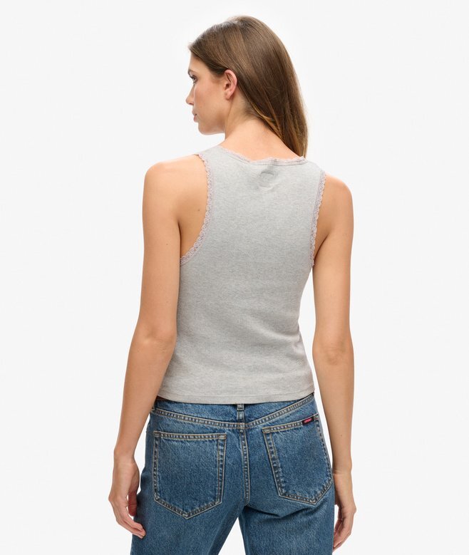 Athletic Essentials Vintage-Oberteil mit Spitzenbesatz Athletic Essentials Vintage-Oberteil mit Spitzenbesatz