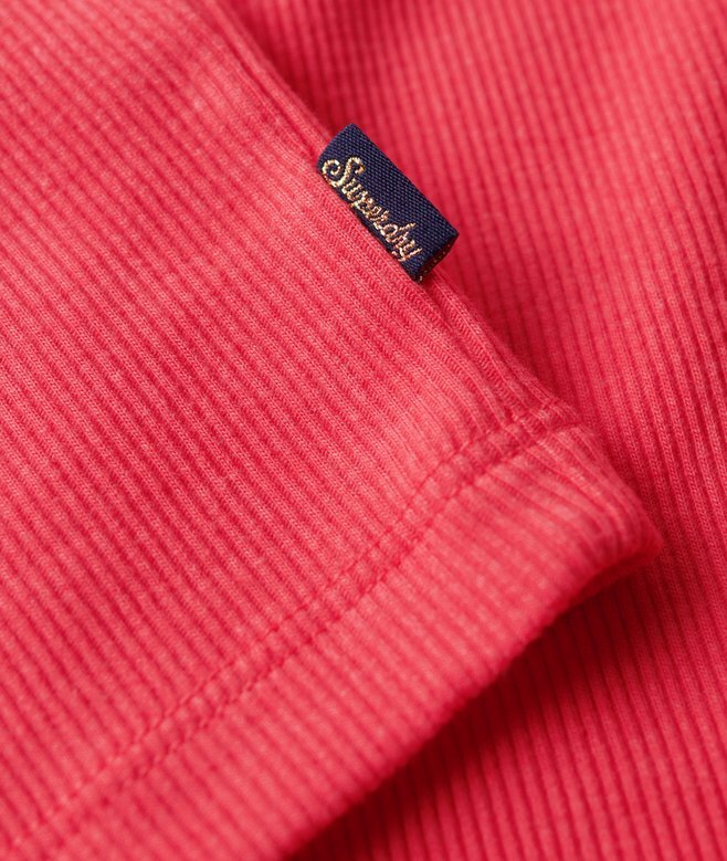 Athletic Essentials Vintage-Oberteil mit Spitzenbesatz Athletic Essentials Vintage-Oberteil mit Spitzenbesatz