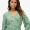 Bedrucktes Langarm-Wickel-Minikleid Bedrucktes Langarm-Wickel-Minikleid