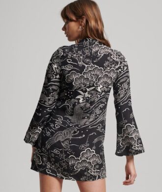 Bedrucktes Minikleid mit langen Ärmeln