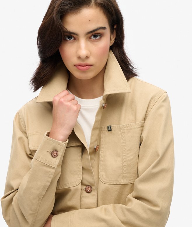 Bestickte Arbeitsjacke Bestickte Arbeitsjacke
