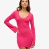 Bodycon-Mini-Kleid mit ausgestellten Ärmeln