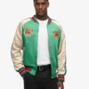Bomberjacke mit Sukajan-Stickerei