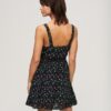 Cami-Kleid mit V-Ausschnitt und Spitzenbesatz Cami-Kleid mit V-Ausschnitt und Spitzenbesatz