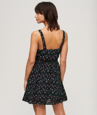 Cami-Kleid mit V-Ausschnitt und Spitzenbesatz