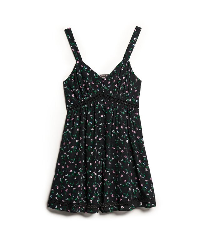 Cami-Kleid mit V-Ausschnitt und Spitzenbesatz Cami-Kleid mit V-Ausschnitt und Spitzenbesatz