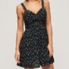 Cami-Kleid mit V-Ausschnitt und Spitzenbesatz Cami-Kleid mit V-Ausschnitt und Spitzenbesatz