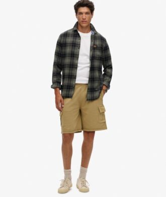 Cargo-Shorts mit Kontrastnähten