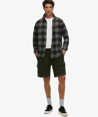 Cargo-Shorts mit Kontrastnähten