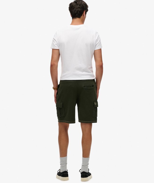Cargo-Shorts mit Kontrastnähten Cargo-Shorts mit Kontrastnähten