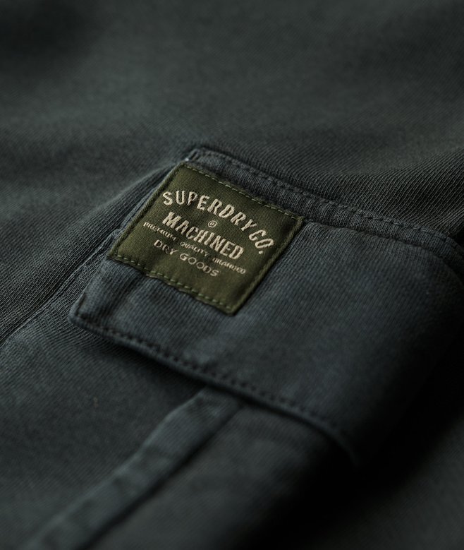 Cargo-Shorts mit Kontrastnähten Cargo-Shorts mit Kontrastnähten