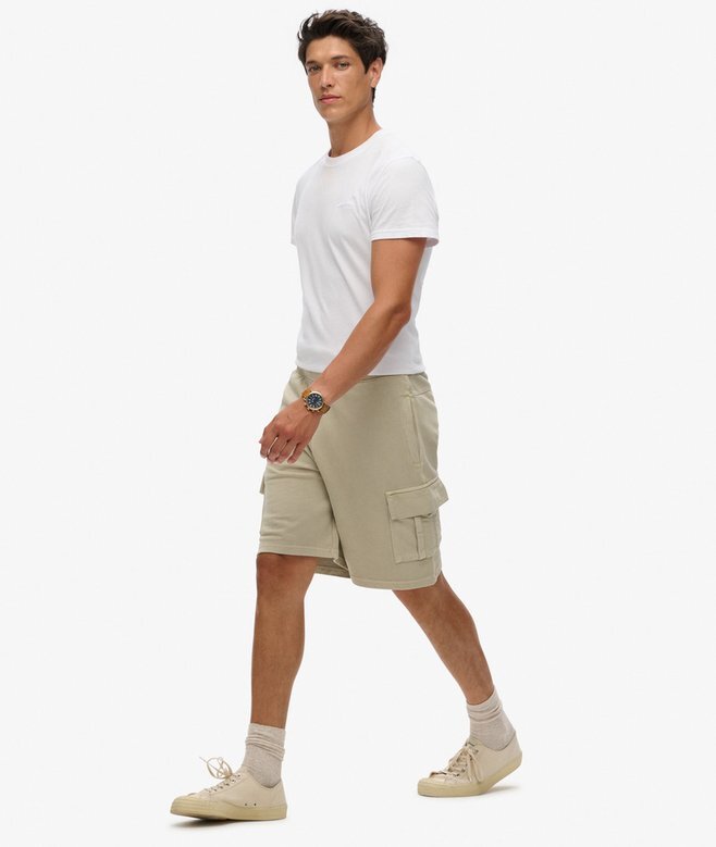 Cargo-Shorts mit Kontrastnähten Cargo-Shorts mit Kontrastnähten