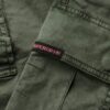Cargohose mit niedriger Leibhöhe und geradem Schnitt Cargohose mit niedriger Leibhöhe und geradem Schnitt