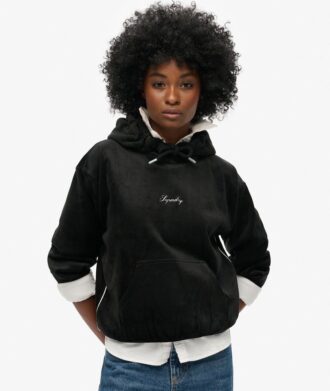 Country Club Velours-Kapuzenpullover mit lockerer Passform Country Club Velours-Kapuzenpullover mit lockerer Passform
