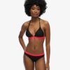 Dreieckiges Bikini-Oberteil mit Gummizug Dreieckiges Bikini-Oberteil mit Gummizug