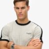 Essential Logo Retro-T-Shirt Essential Logo Retro-T-Shirt