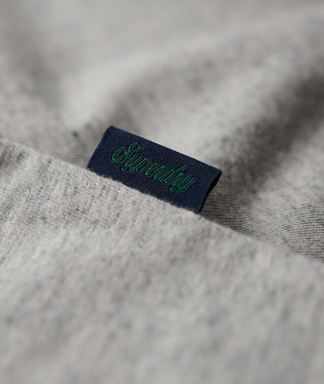 Essential Logo Retro-T-Shirt Essential Logo Retro-T-Shirt