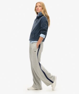 Essential Logo Straight Jogginghose Essential Logo Straight Jogginghose