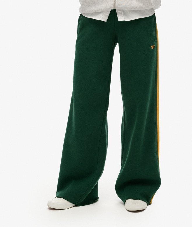 Essential Logo Straight Jogginghose Essential Logo Straight Jogginghose