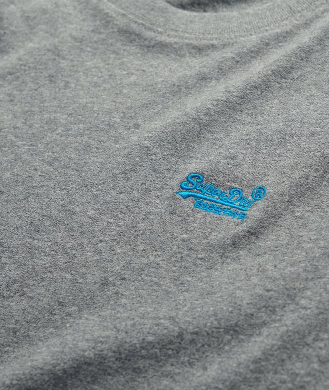Essential Logo T-Shirt Essential Logo T-Shirt