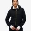 Essential Logo Zip Kapuzenpullover Essential Logo Zip Kapuzenpullover