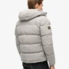 Everest kurze Hooded Puffer-Daunenjacke Everest kurze Hooded Puffer-Daunenjacke