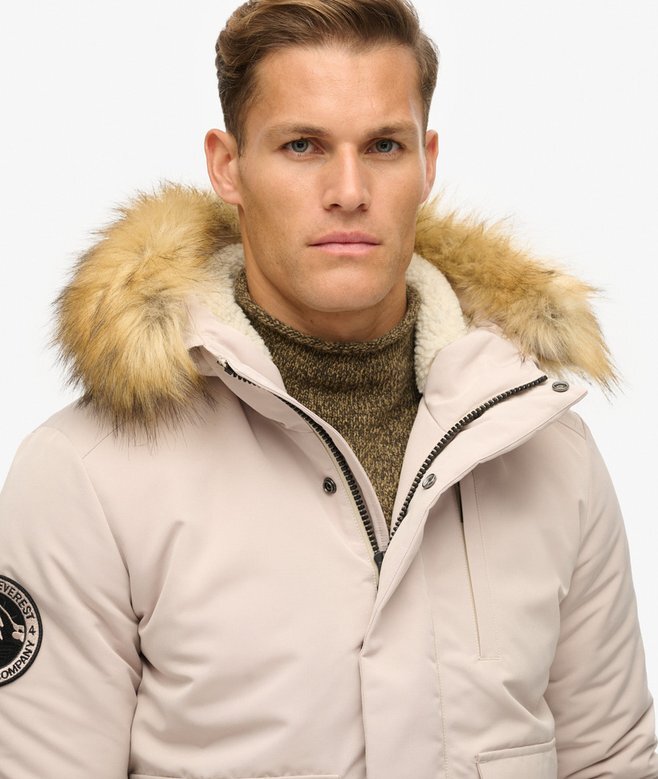 Everest Puffer Bomberjacke mit Kapuze Everest Puffer Bomberjacke mit Kapuze