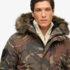 Everest Puffer Bomberjacke mit Kapuze Everest Puffer Bomberjacke mit Kapuze