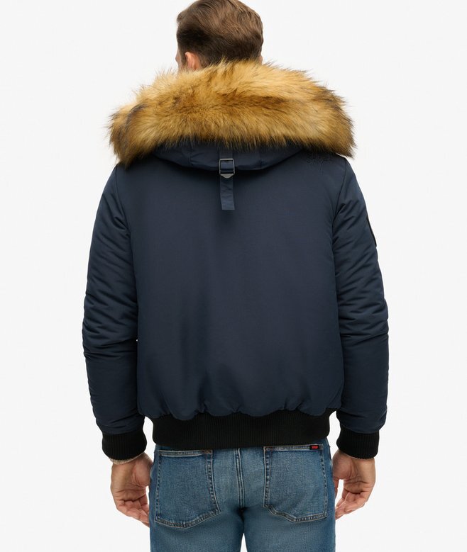 Everest Puffer Bomberjacke mit Kapuze Everest Puffer Bomberjacke mit Kapuze