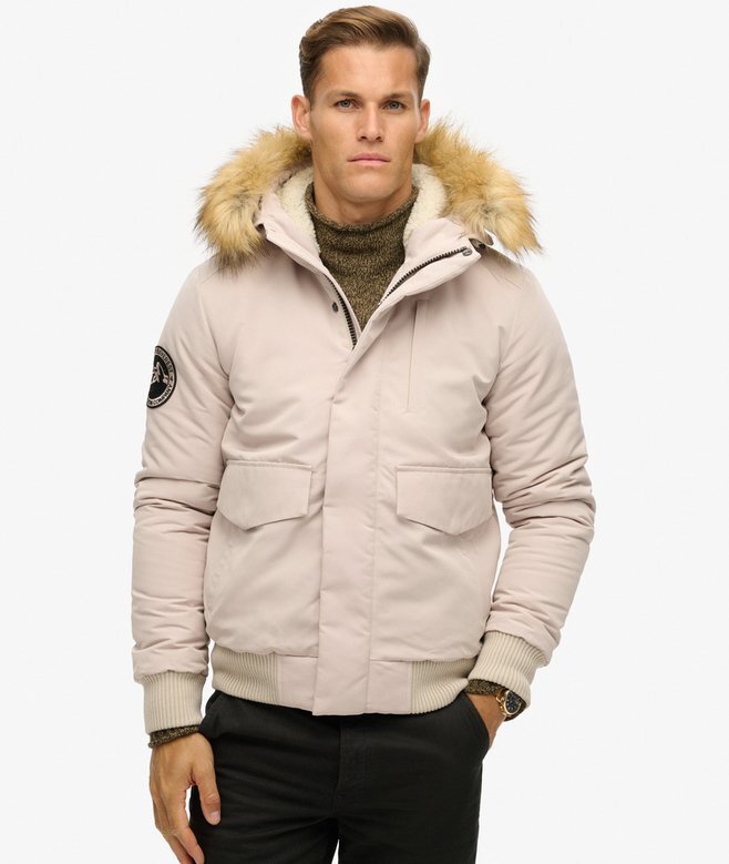 Everest Puffer Bomberjacke mit Kapuze Everest Puffer Bomberjacke mit Kapuze