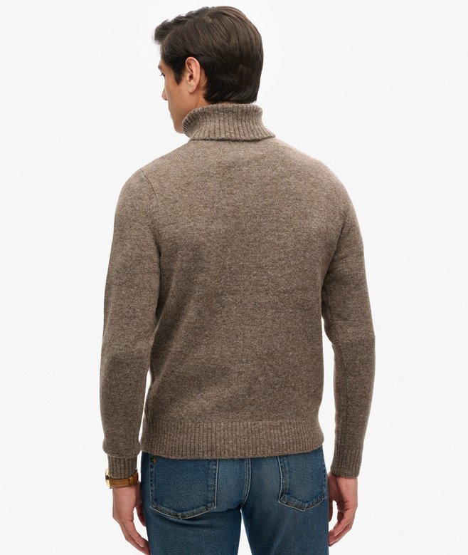 Gebürsteter Rollkragenpullover Gebürsteter Rollkragenpullover